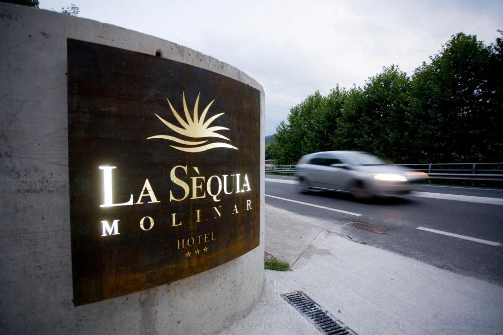 Hotel La Sequia Molinar Campdevánol Exterior photo